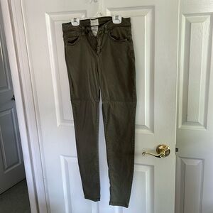 id:23 skinny jeans